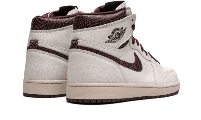 air-jordan-1-retro-high-og-a-ma-manire-sneakee-store