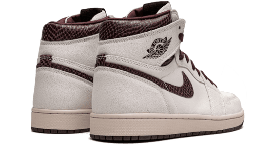 air-jordan-1-retro-high-og-a-ma-manire-sneakee-store