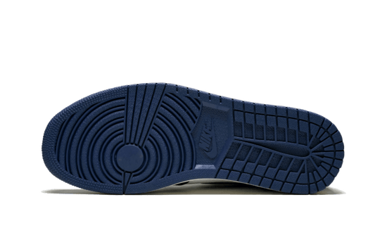 air-jordan-1-retro-high-union-los-angeles-blue-toe-sneakee-store