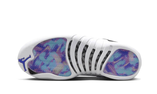 air-jordan-12-hyper-royal-sneakee-store