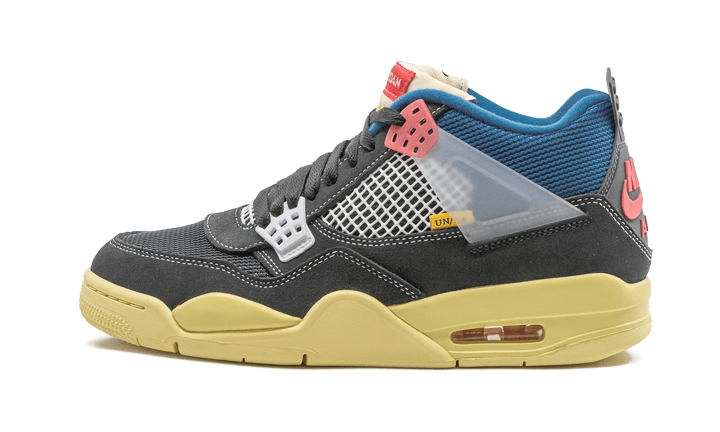 air-jordan-4-retro-union-off-noir-sneakee-store