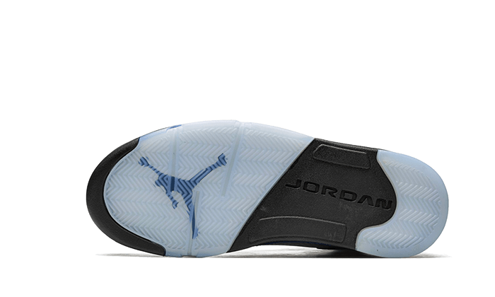 air-jordan-5-unc-sneakee-store