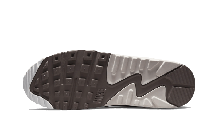 air-max-90-first-use-cream-sneakee-store