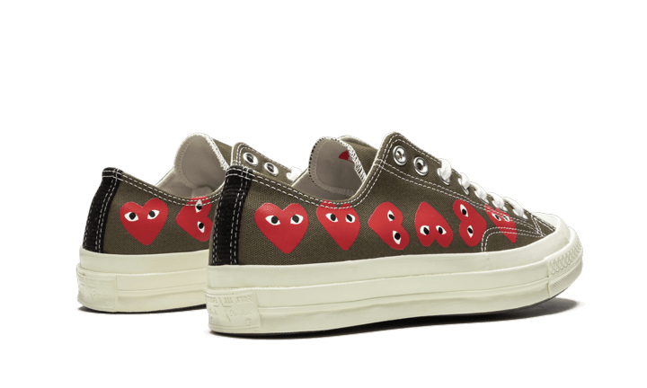 chuck-taylor-all-star-70s-ox-comme-des-garons-play-multi-heart-green-sneakee-store