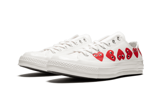 chuck-taylor-all-star-70s-ox-comme-des-garons-play-multi-heart-white-sneakee-store