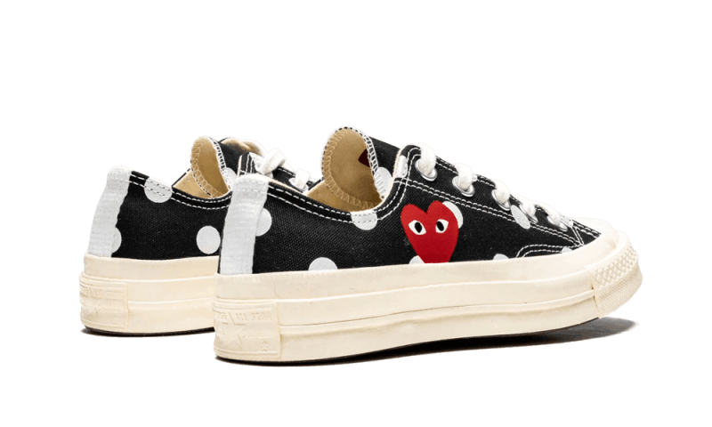 chuck-taylor-all-star-70s-ox-comme-des-garons-play-polka-dot-black-sneakee-store