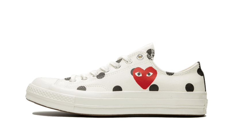 chuck-taylor-all-star-70s-ox-comme-des-garons-play-polka-dot-white-sneakee-store