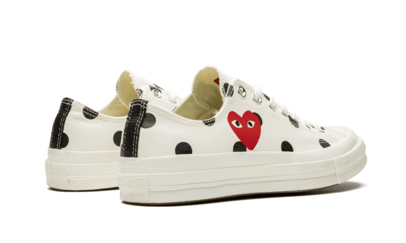 chuck-taylor-all-star-70s-ox-comme-des-garons-play-polka-dot-white-sneakee-store