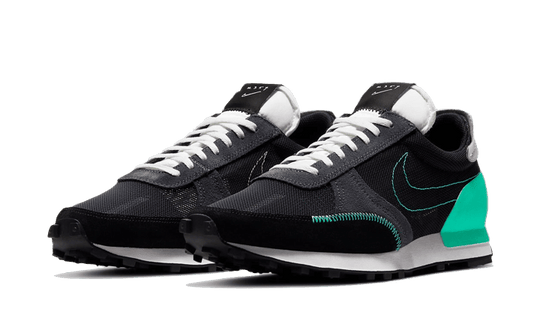 daybreak-type-n354-black-sneakee-store