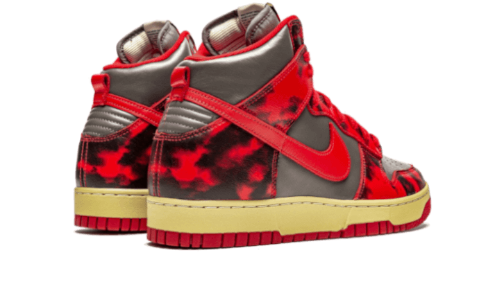 dunk-high-1985-red-acid-wash-sneakee-store