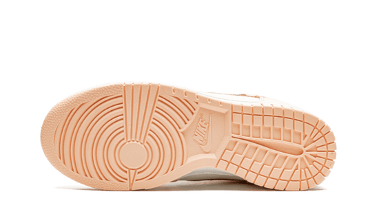 dunk-high-crimson-tint-sneakee-store