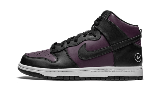 dunk-high-fragment-design-beijing-2021-sneakee-store