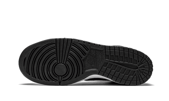 dunk-high-fragment-design-beijing-2021-sneakee-store