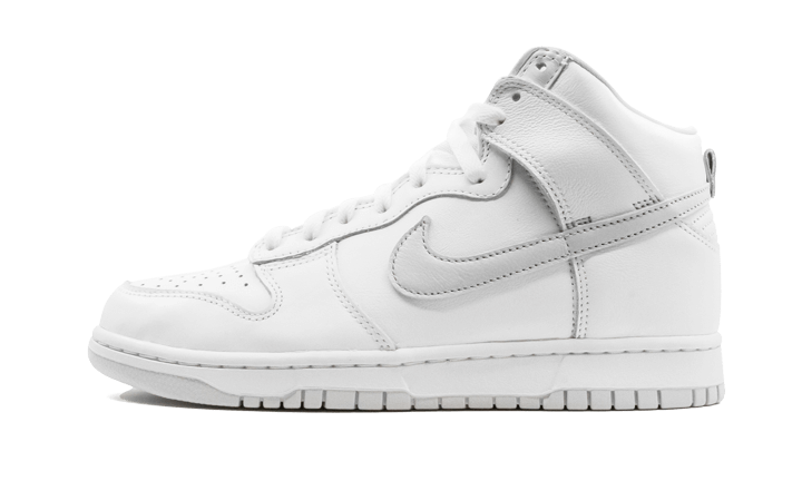 dunk-high-pure-platinum-sneakee-store