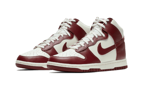 dunk-high-sail-team-red-sneakee-store