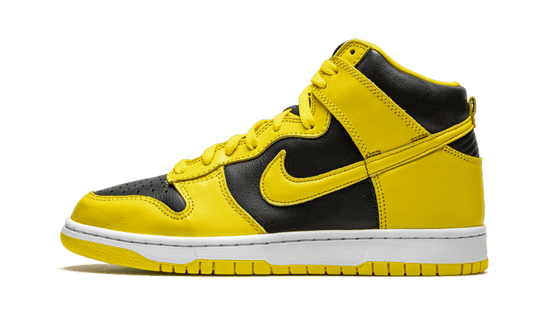 dunk-high-varsity-maize-sneakee-store