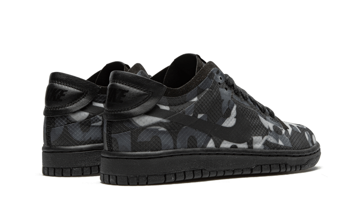 dunk-low-comme-des-garons-print-sneakee-store