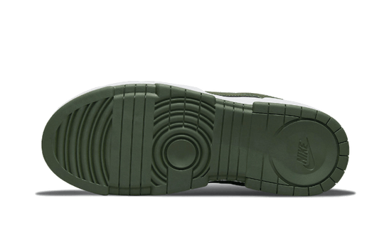 dunk-low-disrupt-dark-green-sneakee-store