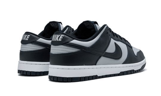 dunk-low-georgetown-sneakee-store