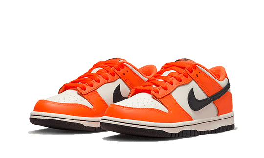 dunk-low-halloween-2022-sneakee-store