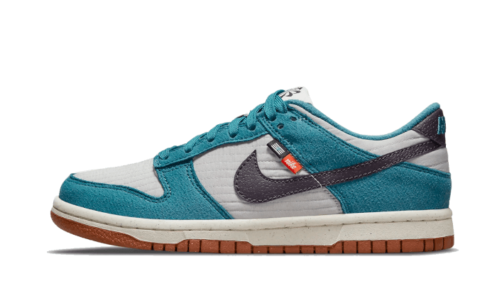 dunk-low-next-nature-se-toasty-sneakee-store