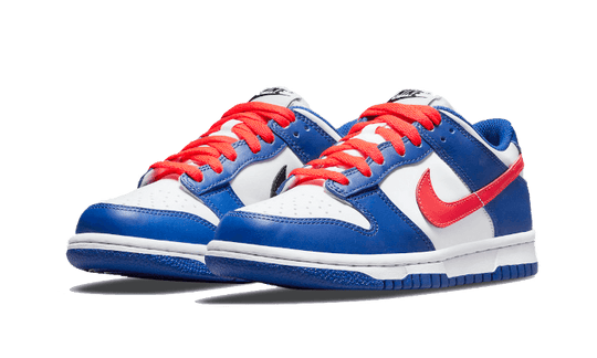 dunk-low-white-royal-red-sneakee-store