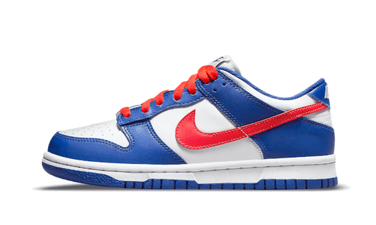 dunk-low-white-royal-red-sneakee-store