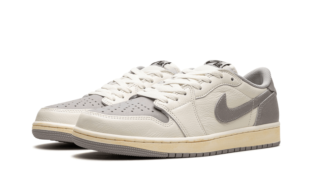 air-jordan-1-retro-low-og-ex-sail-sneakee-store