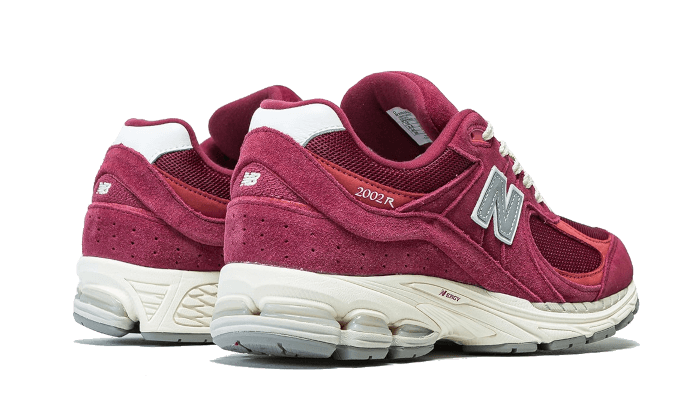 2002r-suede-pack-red-wine-sneakee-store