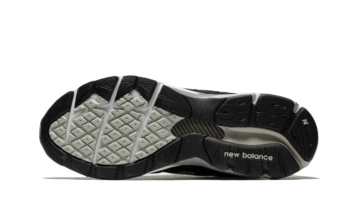 990-v3-black-white-sneakee-store