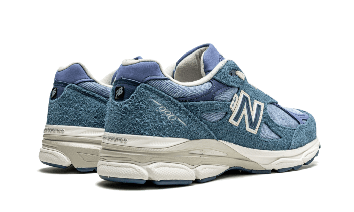 990-v3-levis-blue-sneakee-store