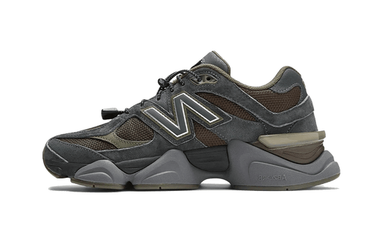 9060-blacktop-dark-moss-sneakee-store