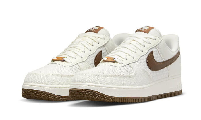 air-force-1-low-snkrs-day-5th-anniversary-sneakee-store