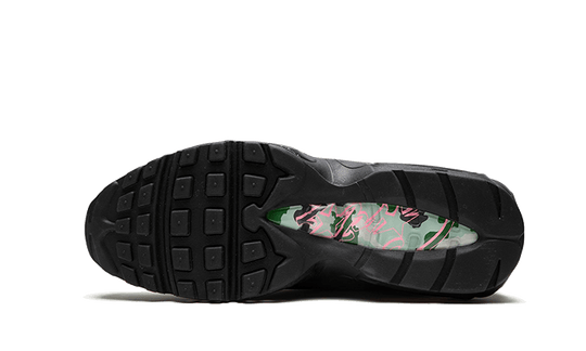 air-max-95-sp-corteiz-pink-beam-sneakee-store