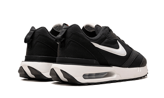 air-max-dawn-black-white-sneakee-store