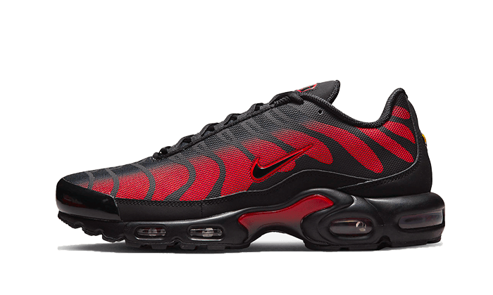 air-max-plus-bred-reflective-sneakee-store