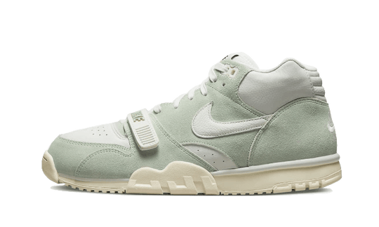 air-trainer-1-enamel-green-sneakee-store