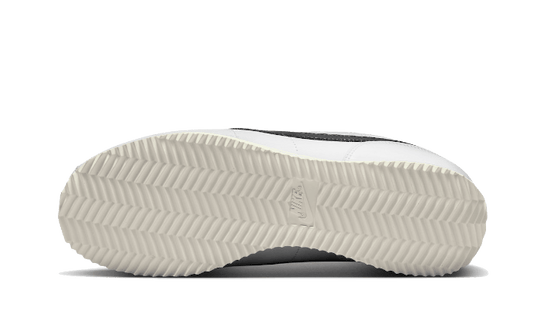 cortez-white-black-sneakee-store