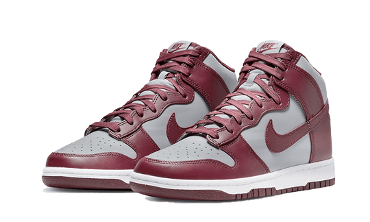 dunk-high-dark-beetroot-sneakee-store