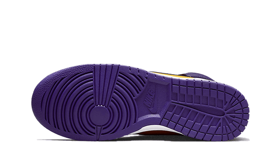 dunk-high-lakers-sneakee-store