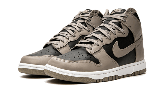 dunk-high-moon-fossil-runstock