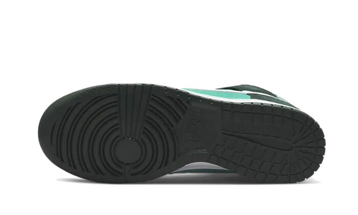 dunk-high-retro-se-athletic-club-sneakee-store