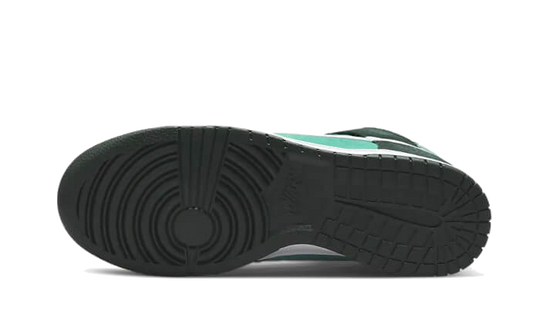 dunk-high-retro-se-athletic-club-sneakee-store