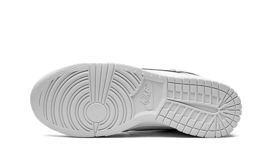 dunk-high-reverse-panda-sneakee-store