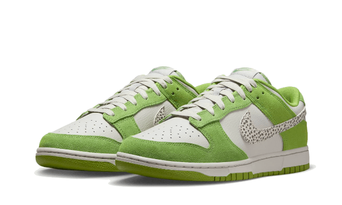 dunk-low-as-safari-swoosh-chlorophyll-runstock