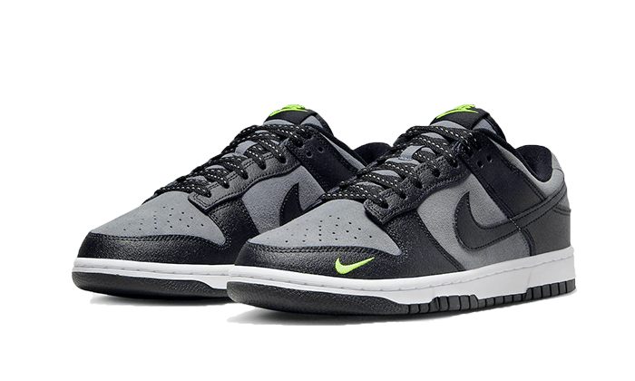 dunk-low-black-grey-green-strike-sneakee-store