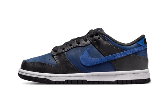 dunk-low-black-navy-sneakee-store