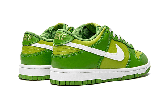 dunk-low-chlorophyll-sneakee-store