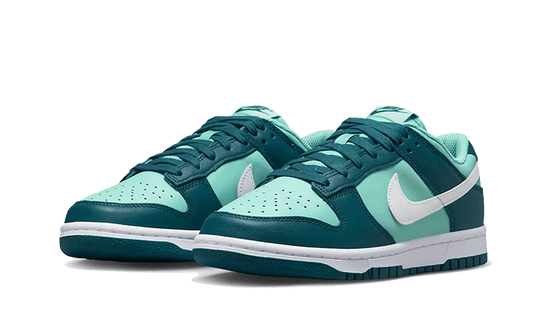 dunk-low-geode-teal-sneakee-store