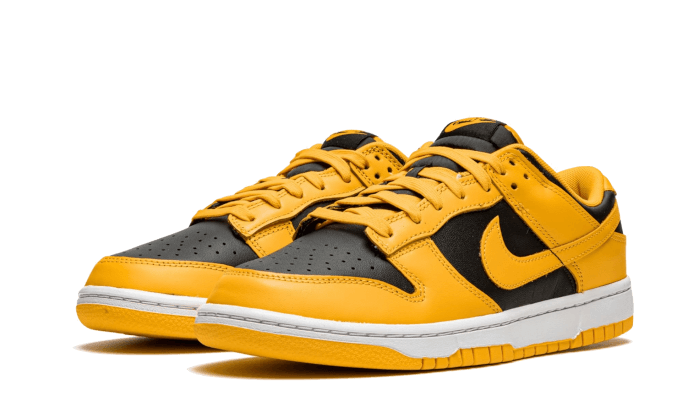 dunk-low-goldenrod-sneakee-store